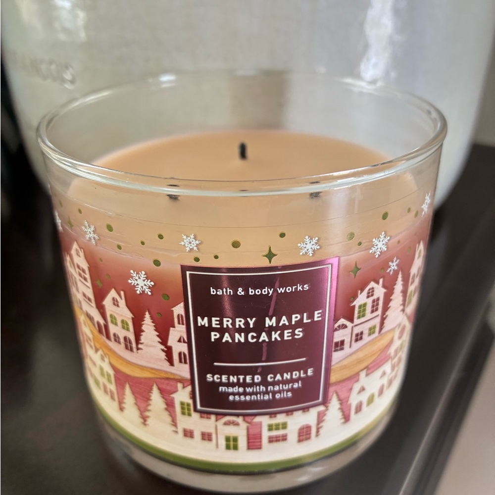 Bath & Body Works DISCONTINUED Merry Maple Pancakes Candle 🥞❄️